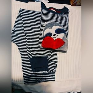 Junior's Secret Treasures Sleepwear M 8/10